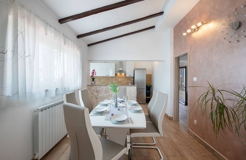 Sajini Appartement | Appartement de vacances à la campagne pour 6 personnes