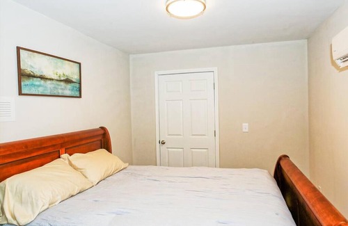 Boger City Maison | Countryside Lodge with Open Floorplan