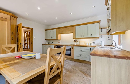 Horseheath Maison | Countryside Retreat near Cambridge