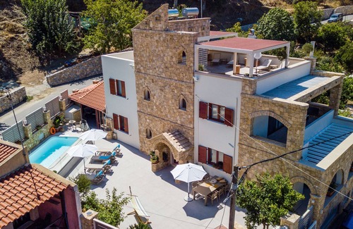 Mixorrouma Villa | Countryside Villa with Private Pool & Whirlpool Tub