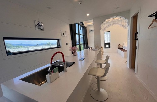 Chuncheon Cabine | Couple Camping Stay a newly built private lodge