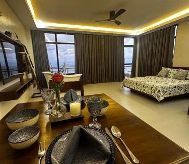 Sawang Maison | Couple Suite with Ocean View & Relaxing Tub Batangas