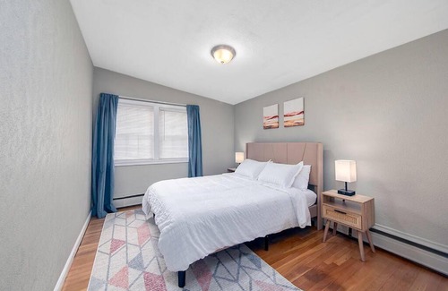 Marblehead Appartement | Couples and beach lovers meet your needs in one location