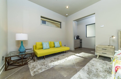Eldridge Appartement | Escapade en couple, hébergements luxueux, cour privée