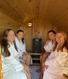 Remicourt Maison | Cour 44 - Gite de charme avec sauna et jacuzzi