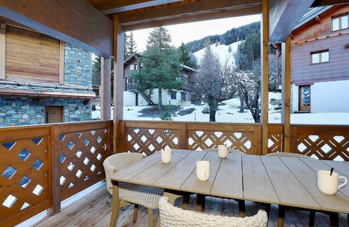 Le Praz Appartement | Courchevel Le Praz: New 3BR Apartment with Balcony, Close to Slopes, Sleeps 6