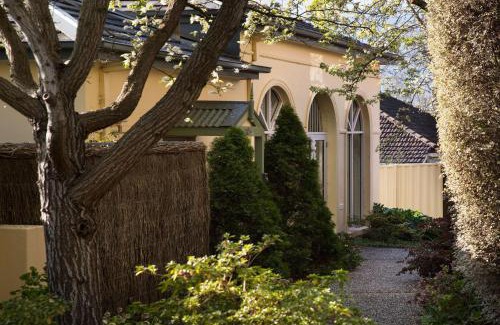 Daylesford Maison | Courthouse Orchid Villa 6