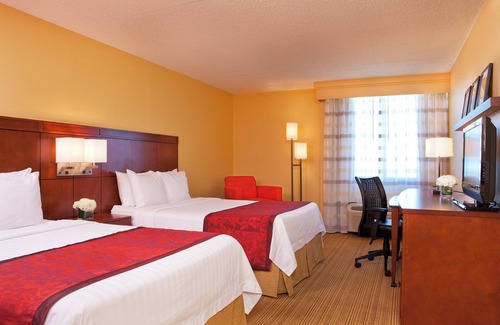 West End Hôtel | Courtyard by Marriott Alexandria Pentagon South