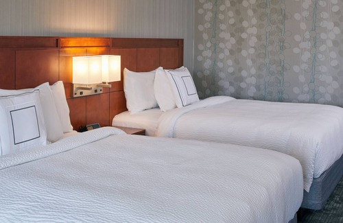 Newtonville Hôtel | Courtyard by Marriott Albany Thruway