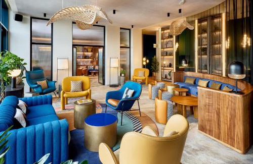 Genas Hôtel | Courtyard by Marriott Lyon Eurexpo Stadium