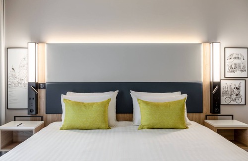 La Source Hôtel | Courtyard by Marriott Paris Creteil