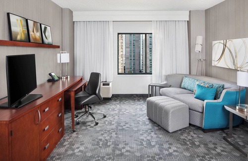 Newport Hôtel | Courtyard Jersey City Newport