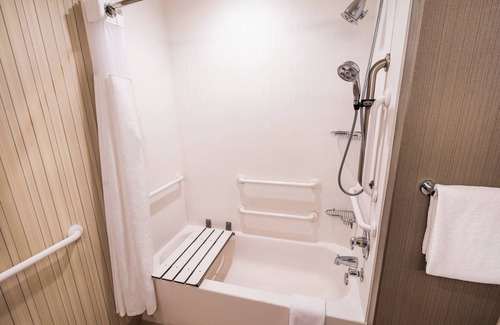 Lake Arbor Hôtel | Courtyard Largo Medical Center Drive