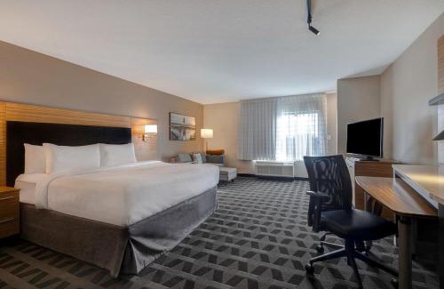 Richmond Heights Hôtel | Courtyard St. Louis Brentwood