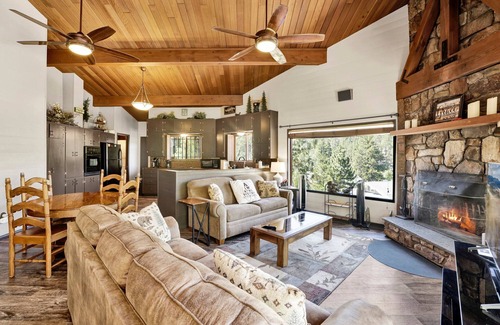 Boulder Bay Cabine | Cove Lakeview Cabin at Boulder Bay Big Bear
