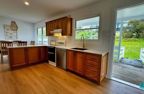 Caves Beach Maison | Cove on Caves - Minutes from the Beach