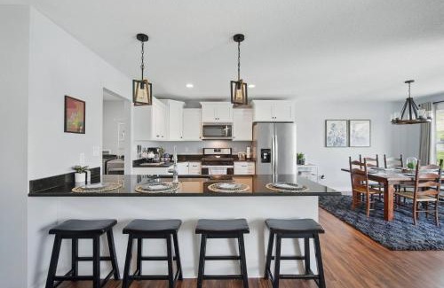 Winterset Maison | Covered Bridge Haven