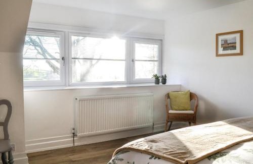 Dalbeattie Maison | Cowar Bothy