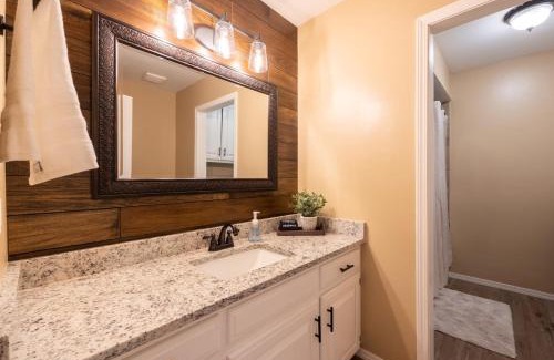 Springdale Maison | Cowboy Retreat: Experience the Wild West