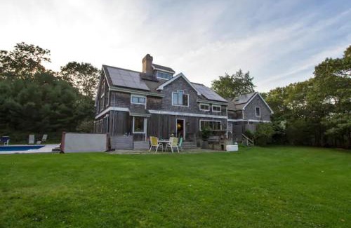 East Hampton Maison | Cowgirl Palace
