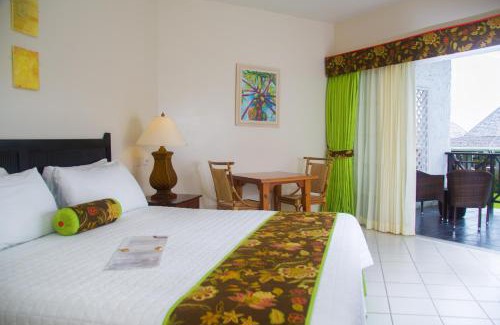 The Lime Station Balnéaire | Coyaba Beach Resort