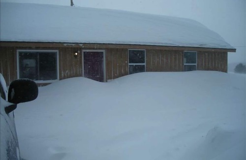 Constableville Cabine | Den Coyote, chalet pour motoneige-invités-Constableville, ~ NY ~