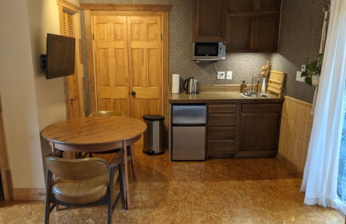 St. Elmo Improvement League Appartement | Rocky Ledge Bunkroom