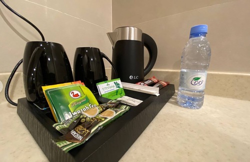Al Baha Appartement | Cozy 1-bedroom apartment in amazing Al Bahah Province with AC