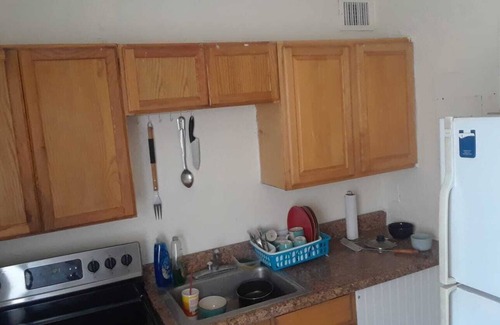 Riviera Beach Appartement | Cozy 1-bedroom, 1 shared bathroom, 2 miles from the beach, WPB port, or Trirail
