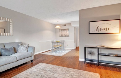 Barclay-Kingston Appartement | Cozy 1-bedroom apartment in charming Cherry Hill with AC, WiFi