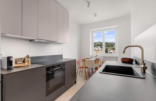 Nove Mesto Appartement | Cozy 1-bedroom apartment in enjoyable Bratislava with WiFi, AC