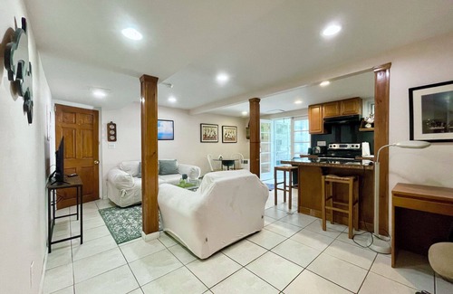 Upper Brookville Appartement | Cozy 1-bedroom apartment with AC, WiFi