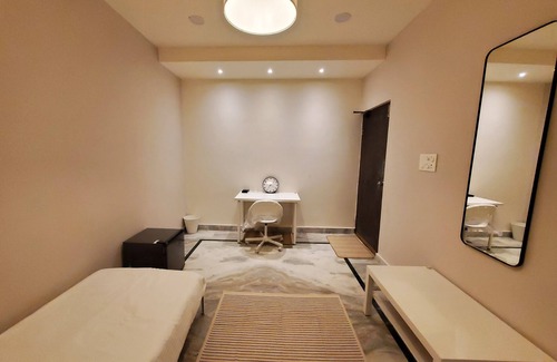 Hyderabad Appartement | Cozy 1-bedroom apartment in charming Manikonda with AC, WiFi, water heater.