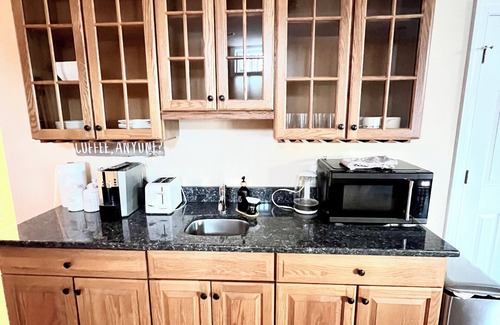 Chantilly Appartement | Cozy 1-bedroom apartment in fantastic Chantilly/Aldie area close to IAD airport