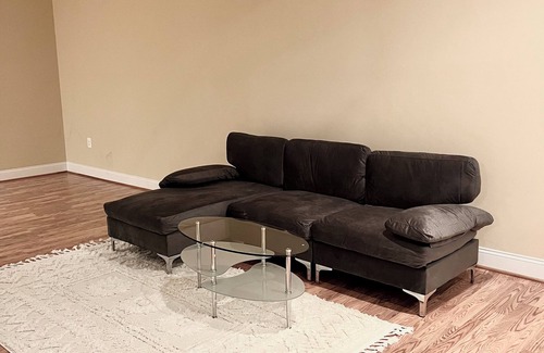 Chantilly Appartement | Cozy 1-bedroom apartment in fantastic Chantilly/Aldie area close to IAD airport