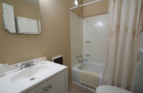 Maysville Appartement | Cozy 1-bedroom apartment in charming Maysville - Apt B