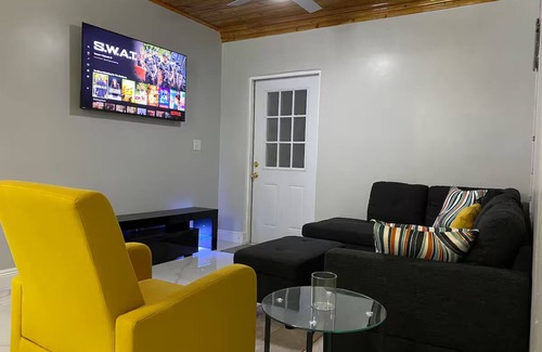 Greening Glade Appartement | Cozy 1-bedroom apartment in nice Freeport with AC, WiFi