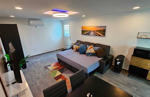 Gobernador Pinero Appartement | Cozy 1-bedroom apartment with spectacular Terrace in SAN JUAN with WiFi, AC