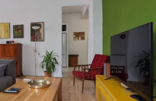 Vera Appartement | Cozy 1-bedroom apartment with AC, WiFi in amazing Tbilisi