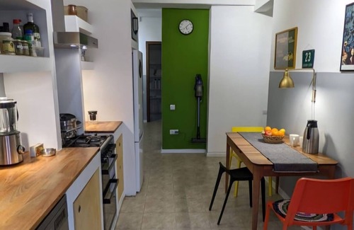 Vera Appartement | Cozy 1-bedroom apartment with AC, WiFi in amazing Tbilisi