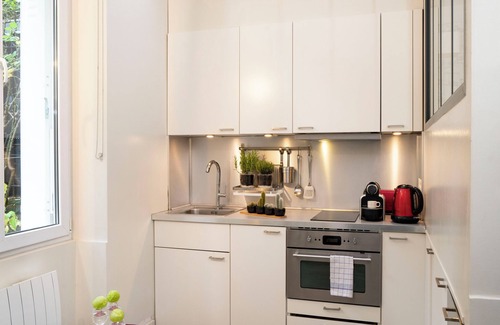 Montparnasse Appartement | Cozy 1-bedroom apartment in enchanting Paris with WiFi