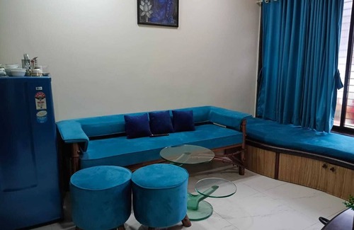 Andheri West Appartement | Cozy 1-bedroom apartment in wonderful Malad West with AC Near Vivanta Hospital
