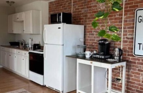 Geneva Appartement | Cozy 1-bedroom apartment with AC and WiFi in enjoyable Geneva