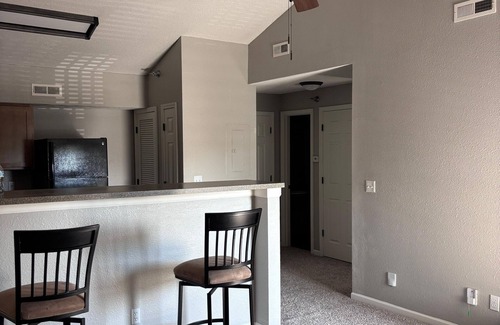 Olathe Appartement | Cozy 1-bedroom apartment in lovely Olathe with AC