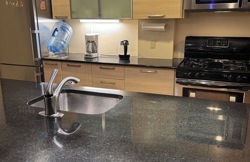 Queens Appartement | Cozy 1-bedroom apartment in fabulous Queens with WiFi, fitness room