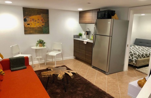 Kingman Park Maison | Cozy 1 chambre Apt de la maison historique de Cap Hill, pour 5 personnes, parking gratuit sur place