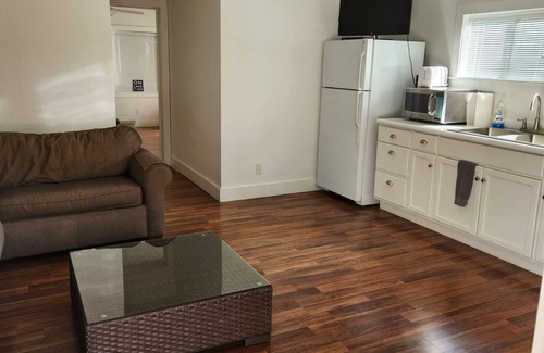 Trinity Center Cabine | Cozy 1 bedroom cabin in peaceful Trinity Center with AC