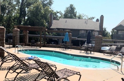 Oklahoma City Copropriété | Cozy 1-bedroom condo with WiFi, AC in welcoming NW Oklahoma City!