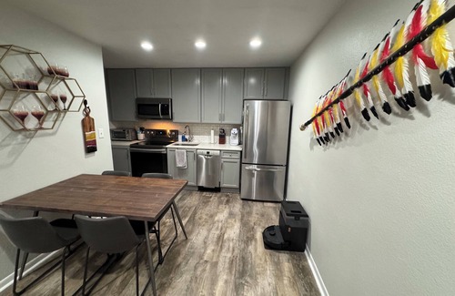 Tallahassee Copropriété | Cozy 1-bedroom condo across the street from FSU and Doak Campbell Stadium