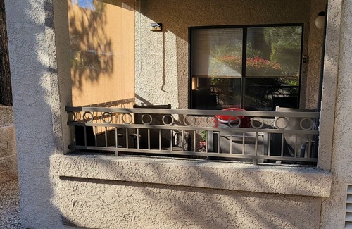 Las Vegas Copropriété | Cozy 1-bedroom condo in a gated, quiet community